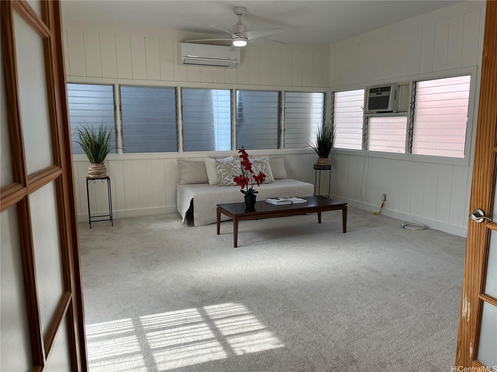 710  Hausten Street Moiliili, Honolulu home - photo 6 of 15