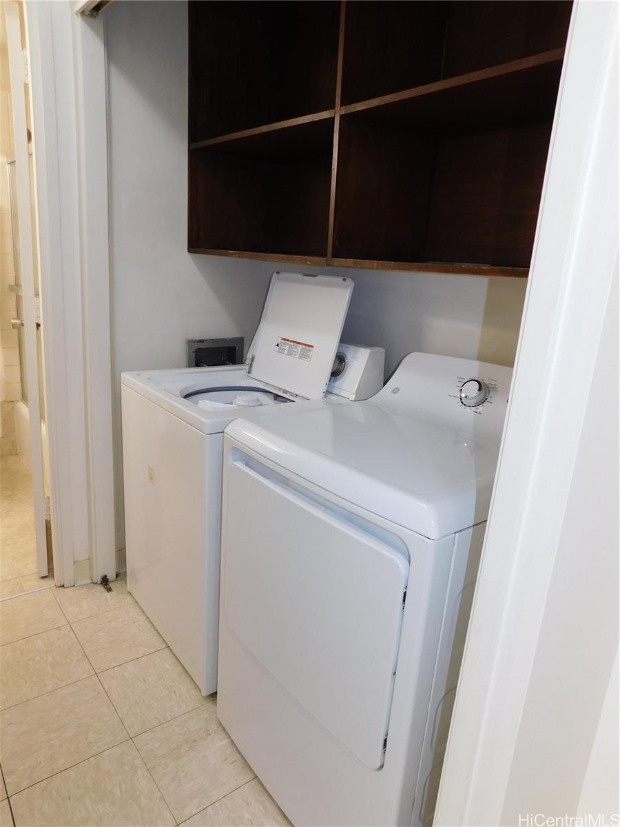 Lunalilo Tower condo # 301, Honolulu, Hawaii - photo 15 of 21