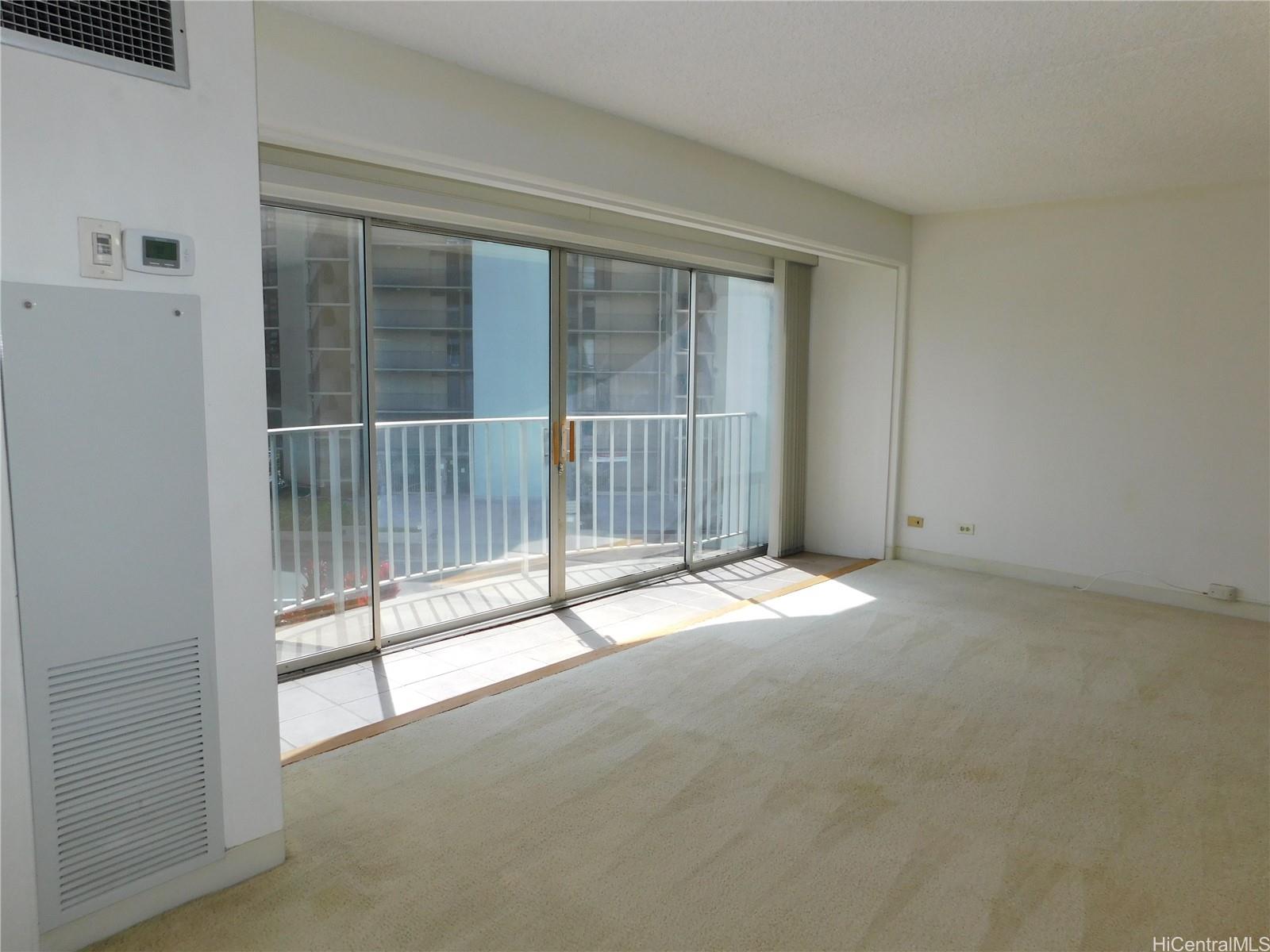 Lunalilo Tower condo # 301, Honolulu, Hawaii - photo 5 of 14