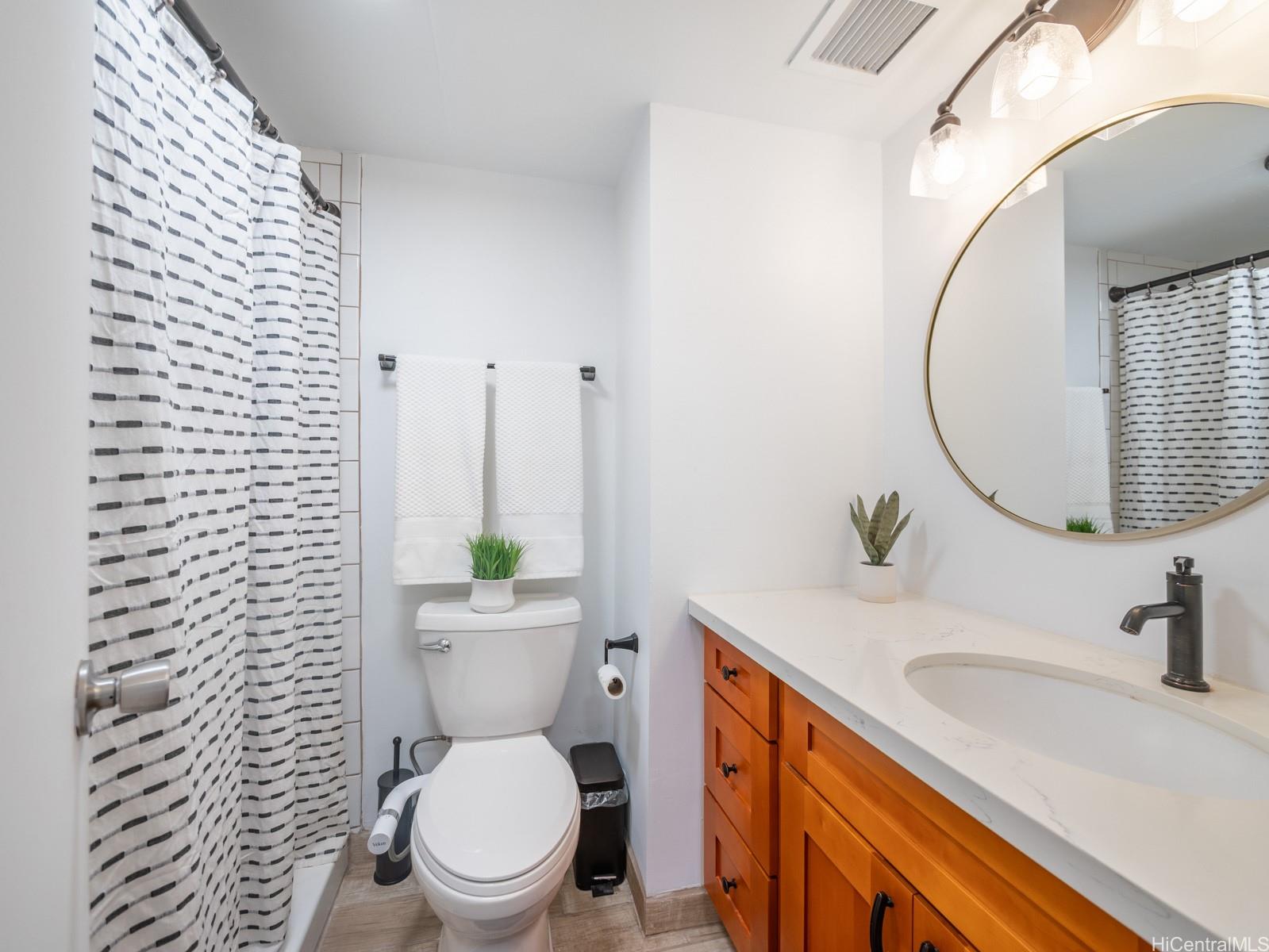 Lunalilo Tower condo # 402, Honolulu, Hawaii - photo 13 of 24