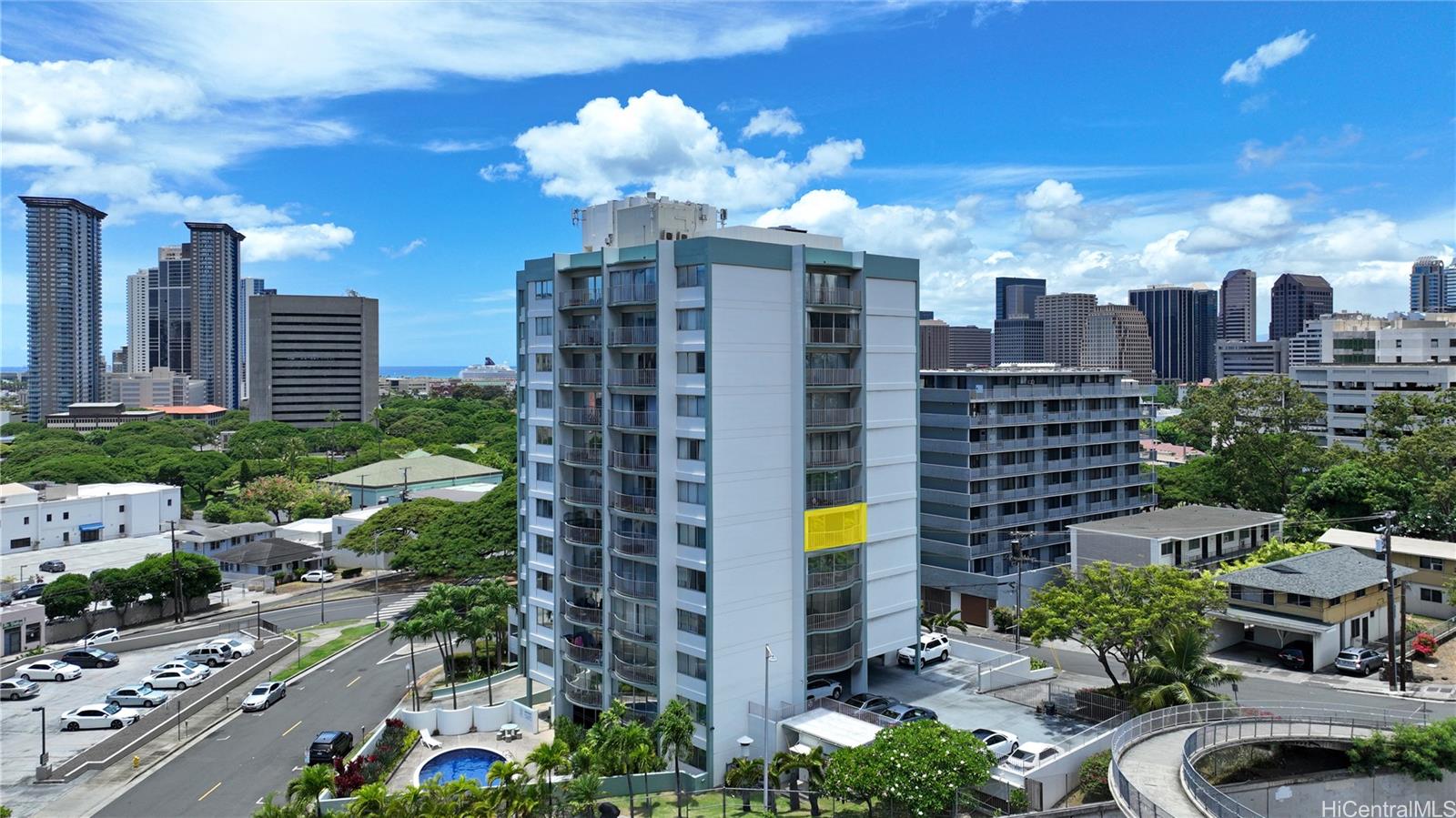 Lunalilo Tower condo # 608, Honolulu, Hawaii - photo 20 of 25