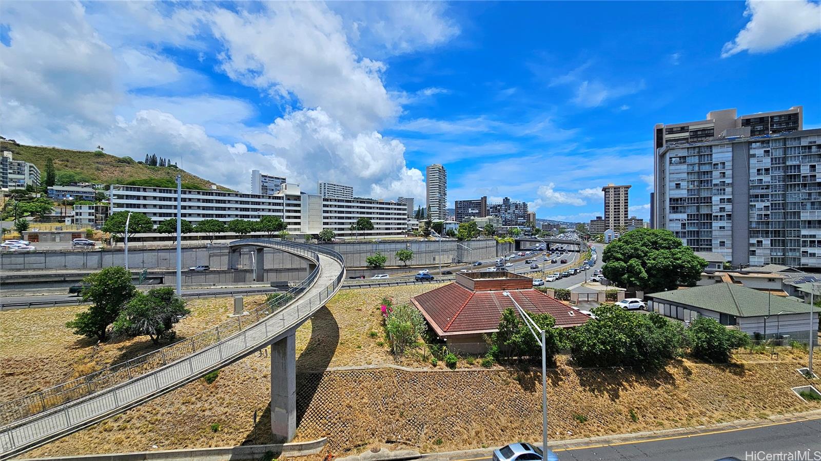 Lunalilo Tower condo # 608, Honolulu, Hawaii - photo 13 of 24