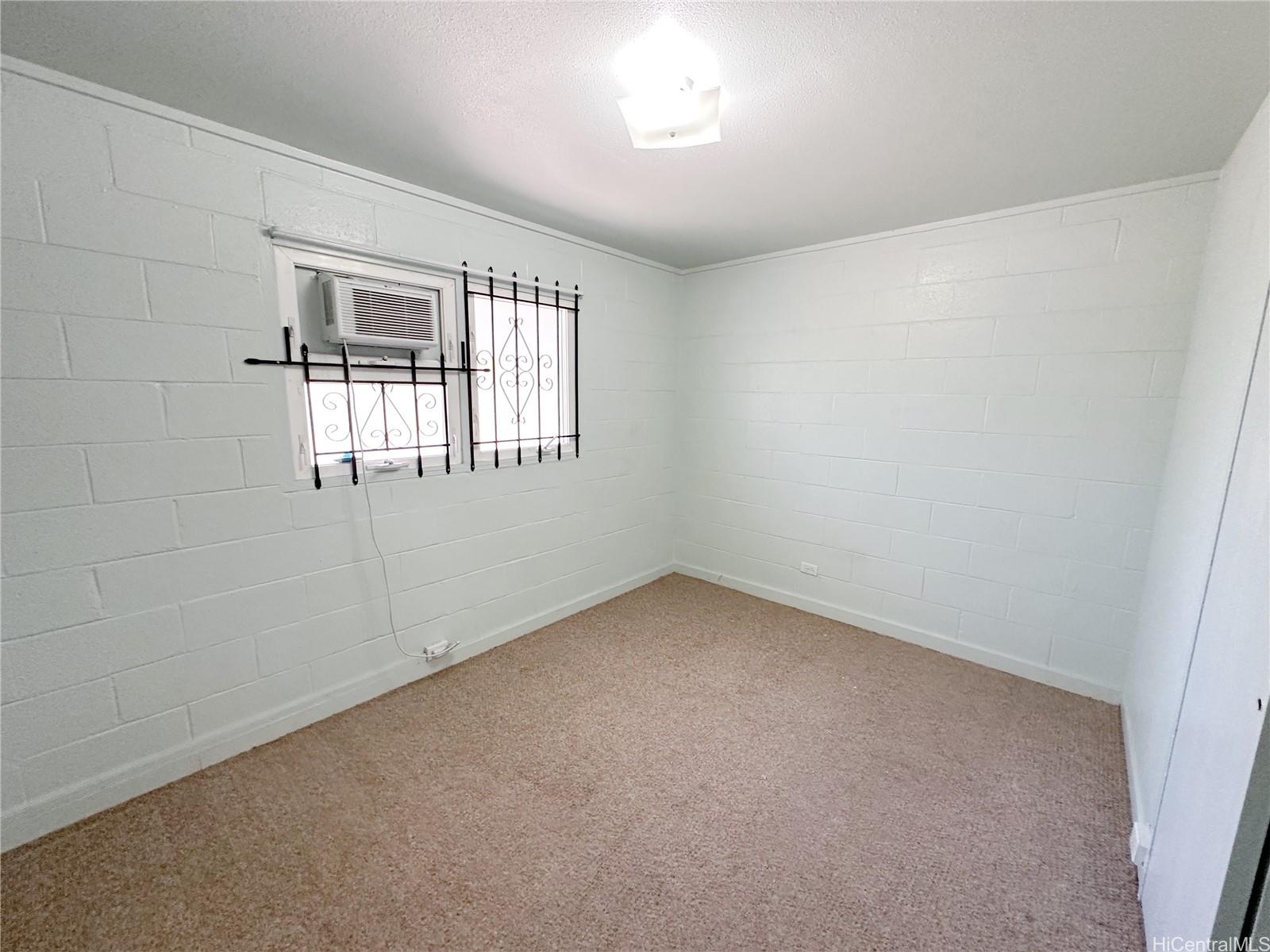 710 Umi Street Honolulu - Multi-family - photo 9 of 13