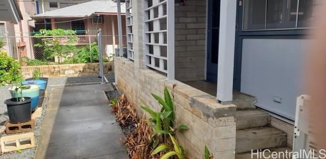711 Birch Street Honolulu - Rental - photo 3 of 7