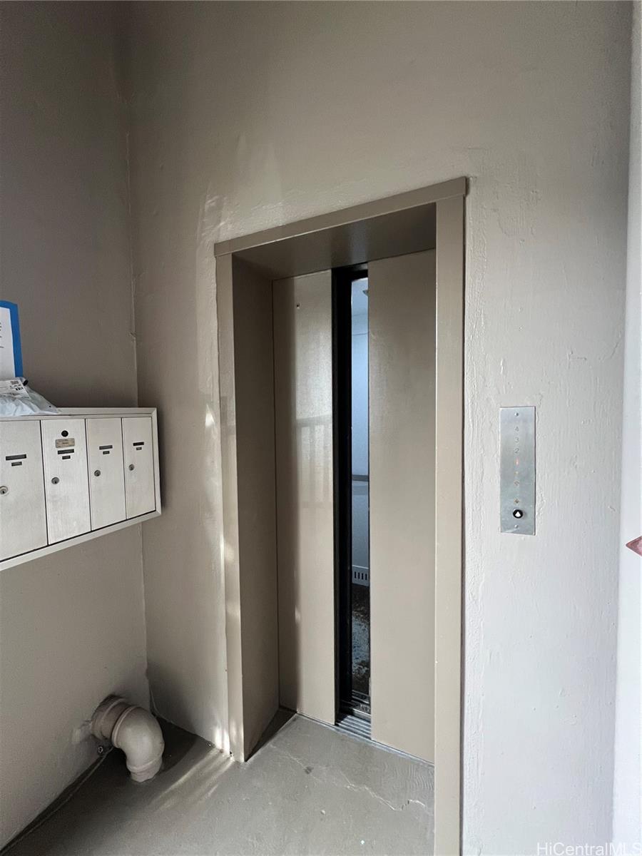 711 Kamuela Ave Honolulu - Rental - photo 5 of 8