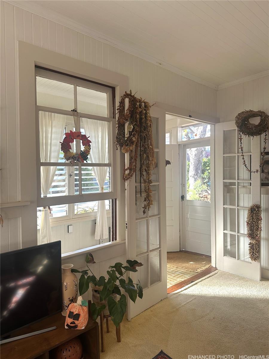 713  Ocean View Drive Kaimuki, Diamond Head home - photo 2 of 24