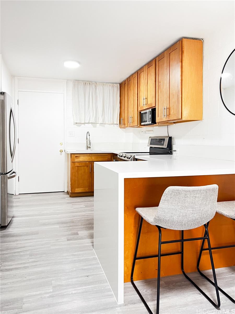 Hale Umi 1E, 715 Umi St, Honolulu Kapalama condo For sale