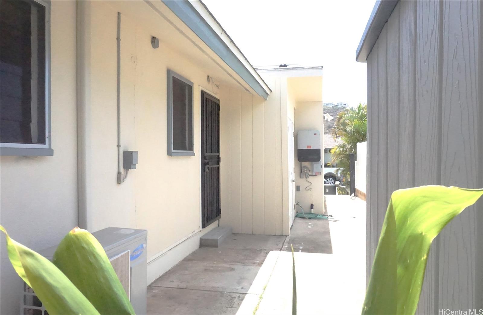7153 Makahuena Place Honolulu - Rental - photo 4 of 18