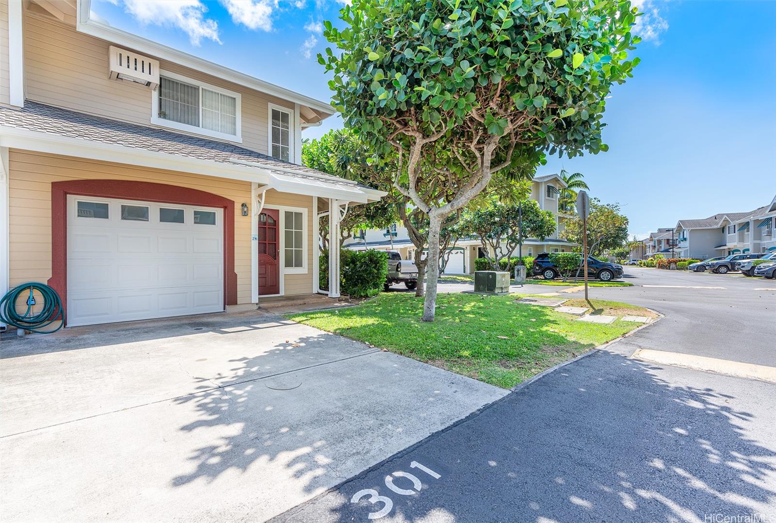 7160 Hawaii Kai Drive townhouse # 216, Honolulu, Hawaii - photo 7 of 23
