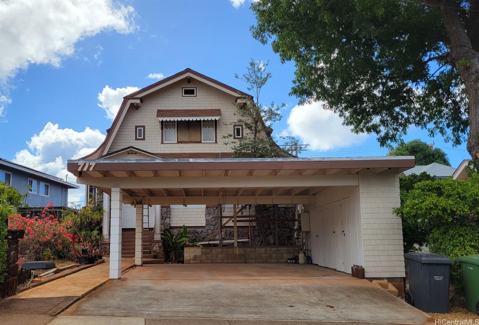 717  Ocean View Drive Kaimuki, Diamond Head home - photo 2 of 16