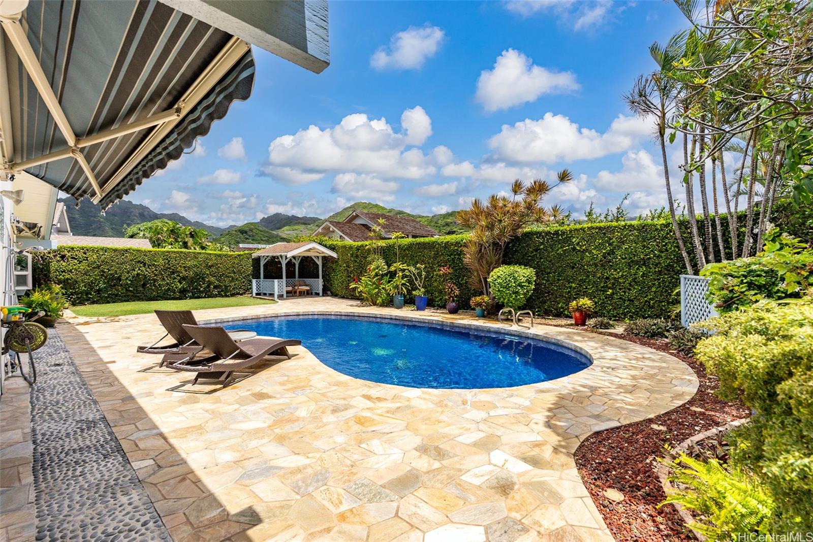 7172  Naakea Street Mariners Cove, Hawaii Kai home - photo 20 of 25