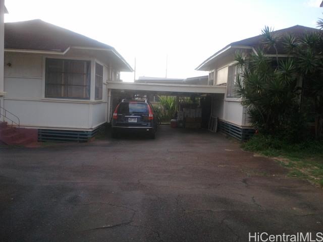 718 10th Ave Honolulu - Multi-family - photo 5 of 8