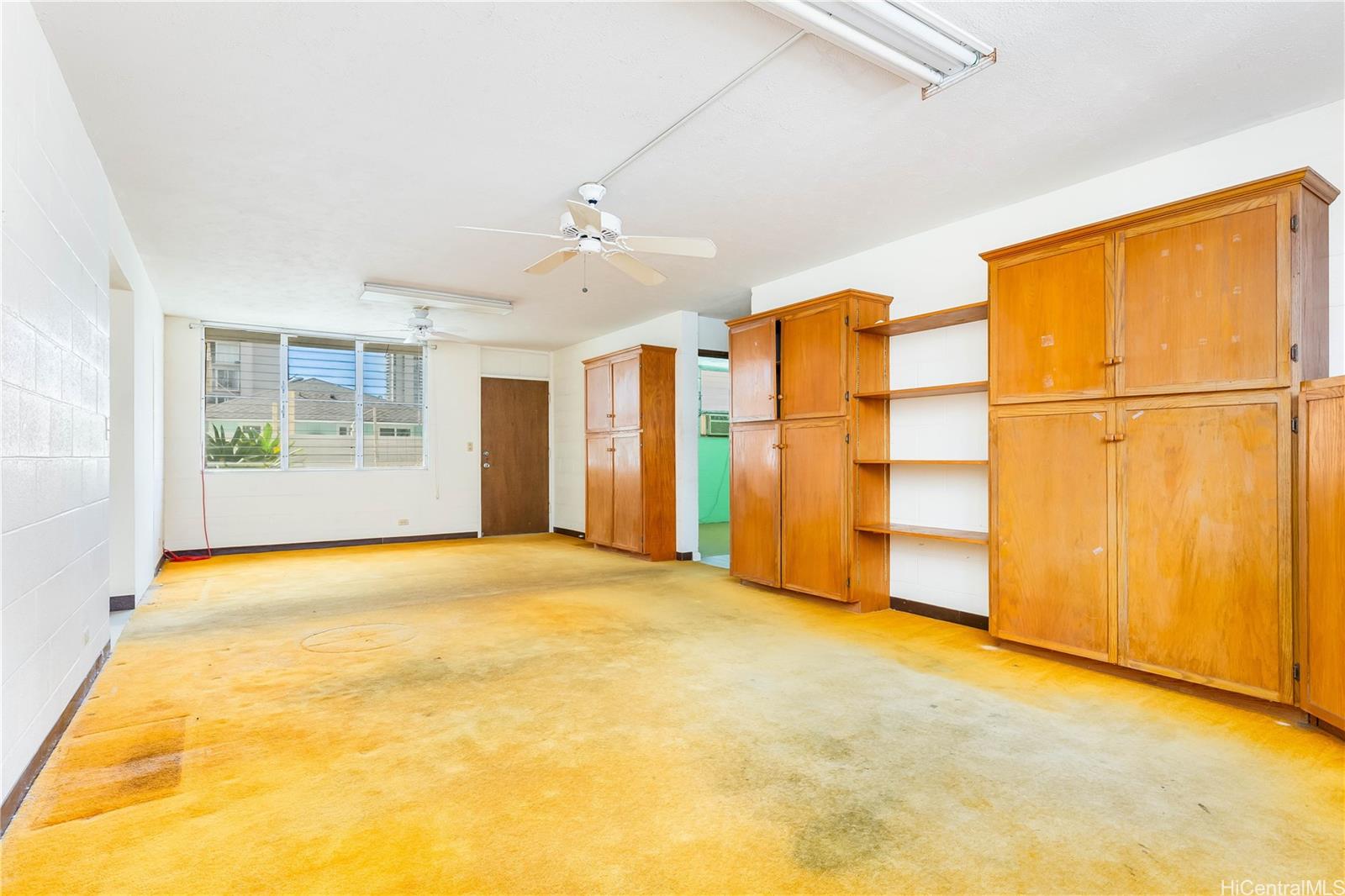 718 Kaaloa Street Honolulu - Multi-family - photo 10 of 23