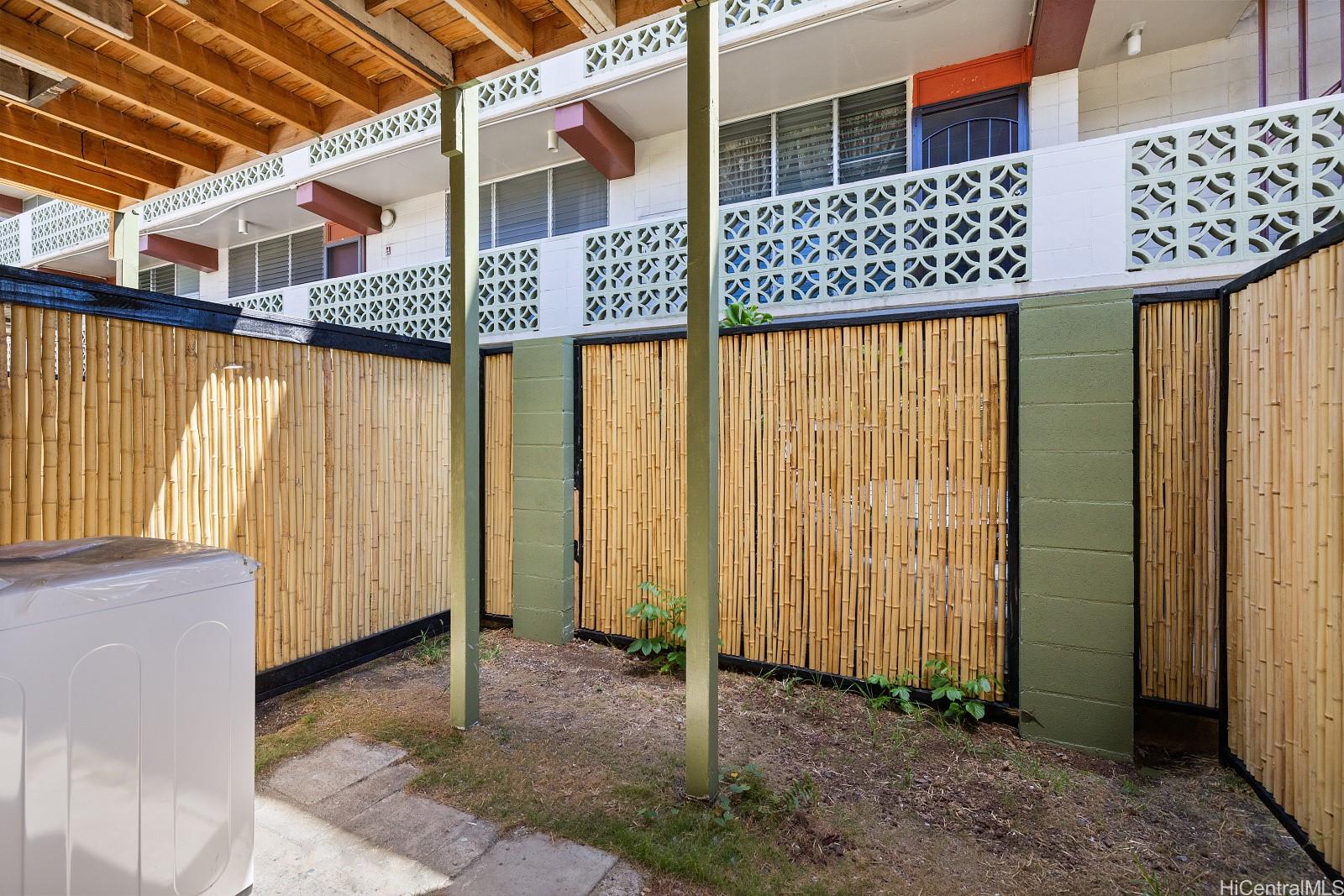 718 Kamuela Ave Honolulu - Multi-family - photo 23 of 25