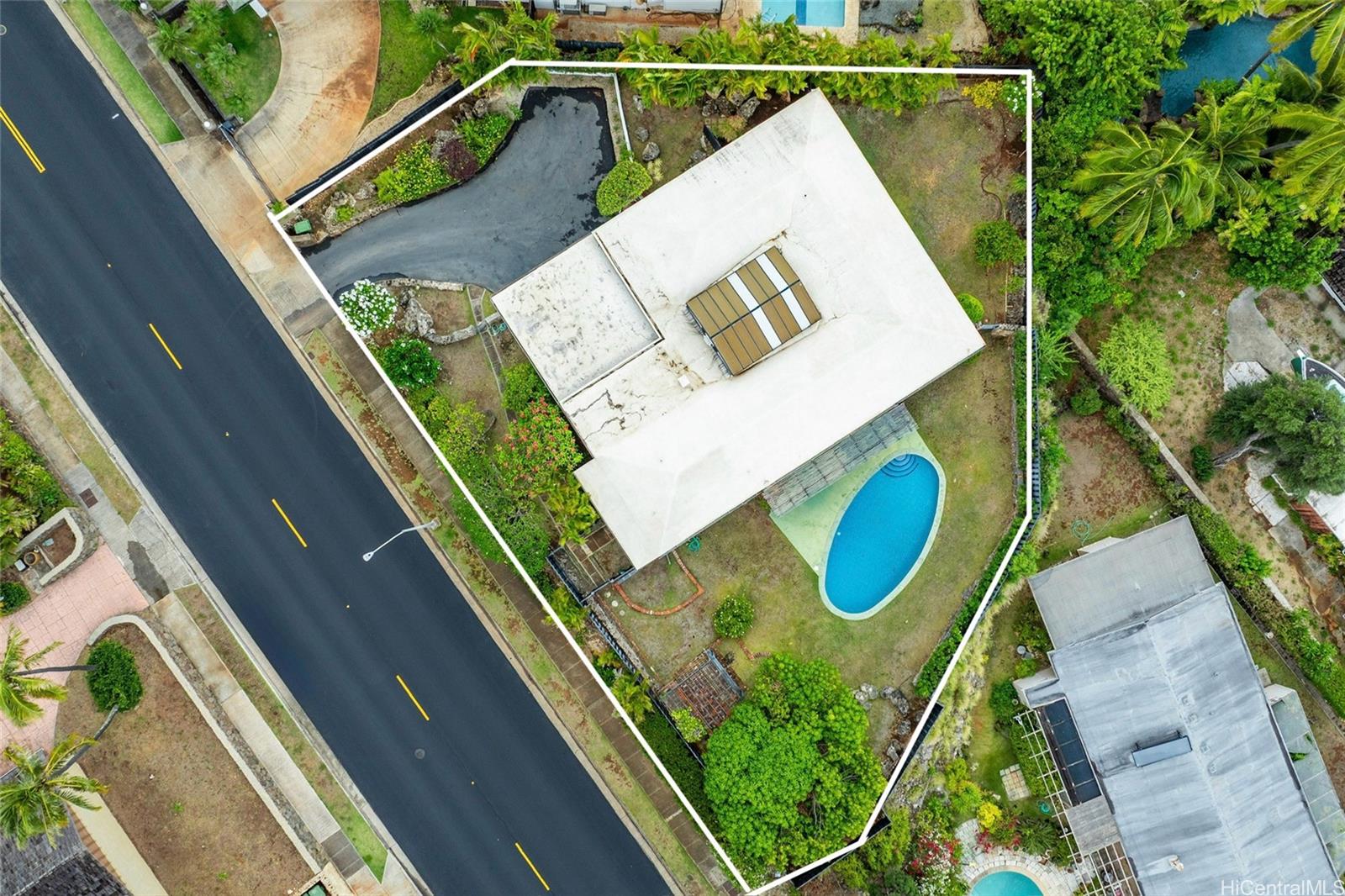 719  Elepaio Street Kahala Area, Diamond Head home - photo 2 of 21