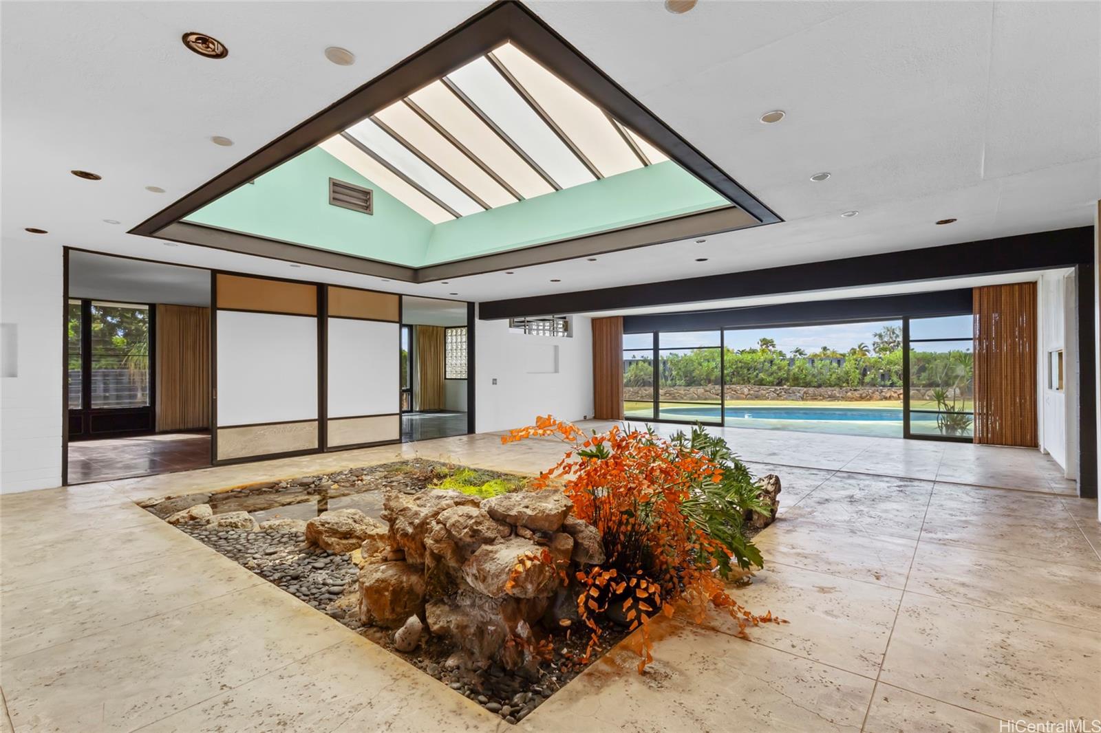 719  Elepaio Street Kahala Area, Diamond Head home - photo 17 of 21