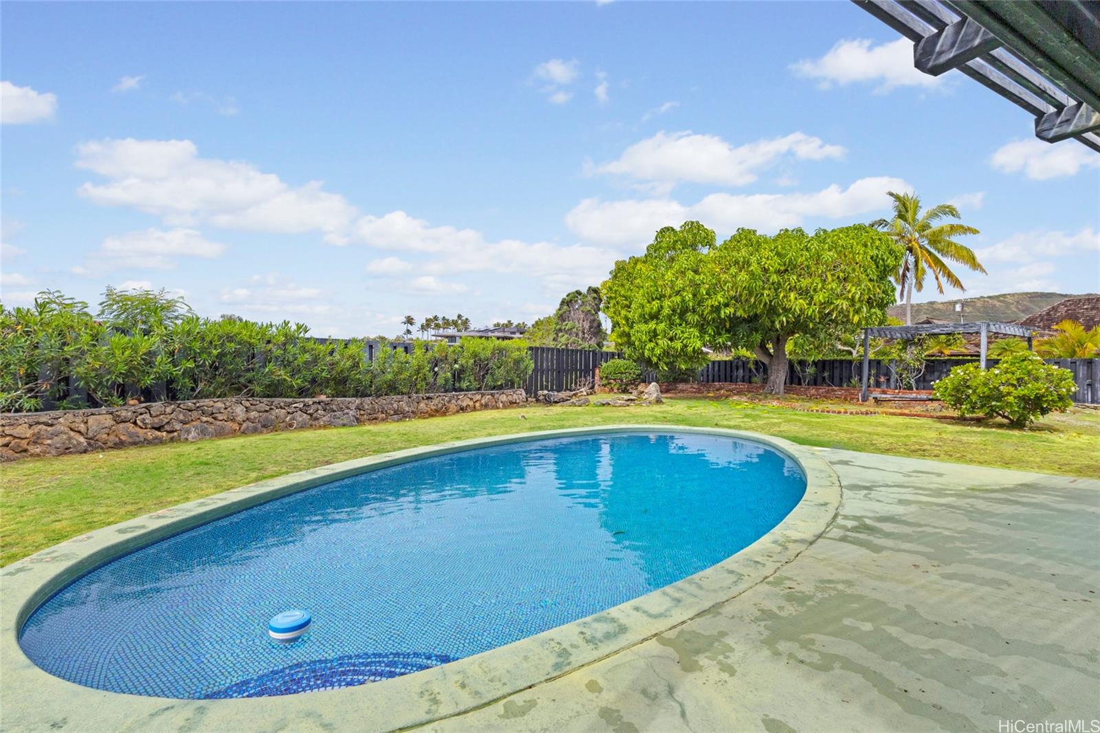 719  Elepaio Street Kahala Area, Diamond Head home - photo 19 of 21
