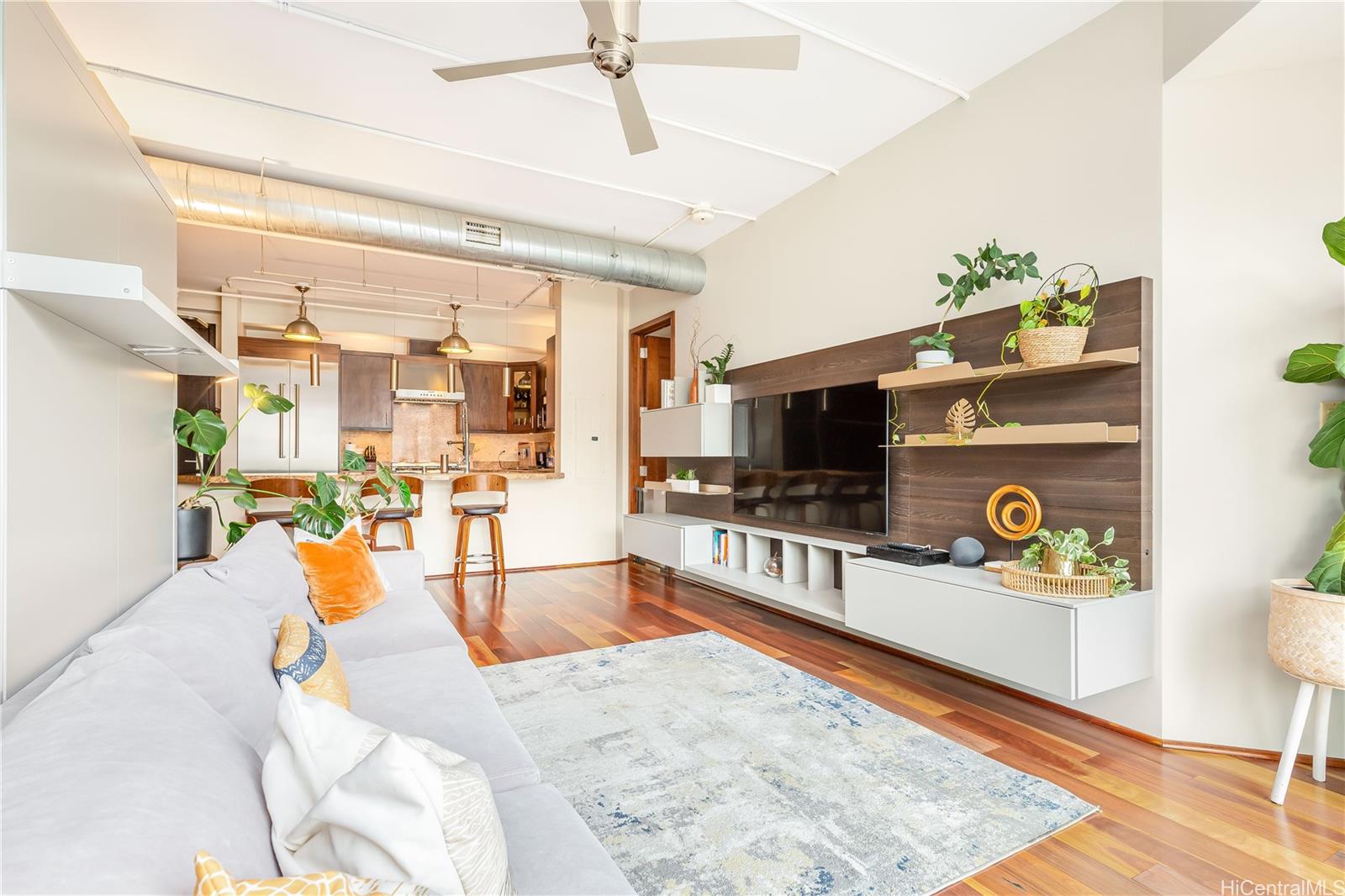 The Vanguard Lofts condo # 303, Honolulu, Hawaii - photo 11 of 25
