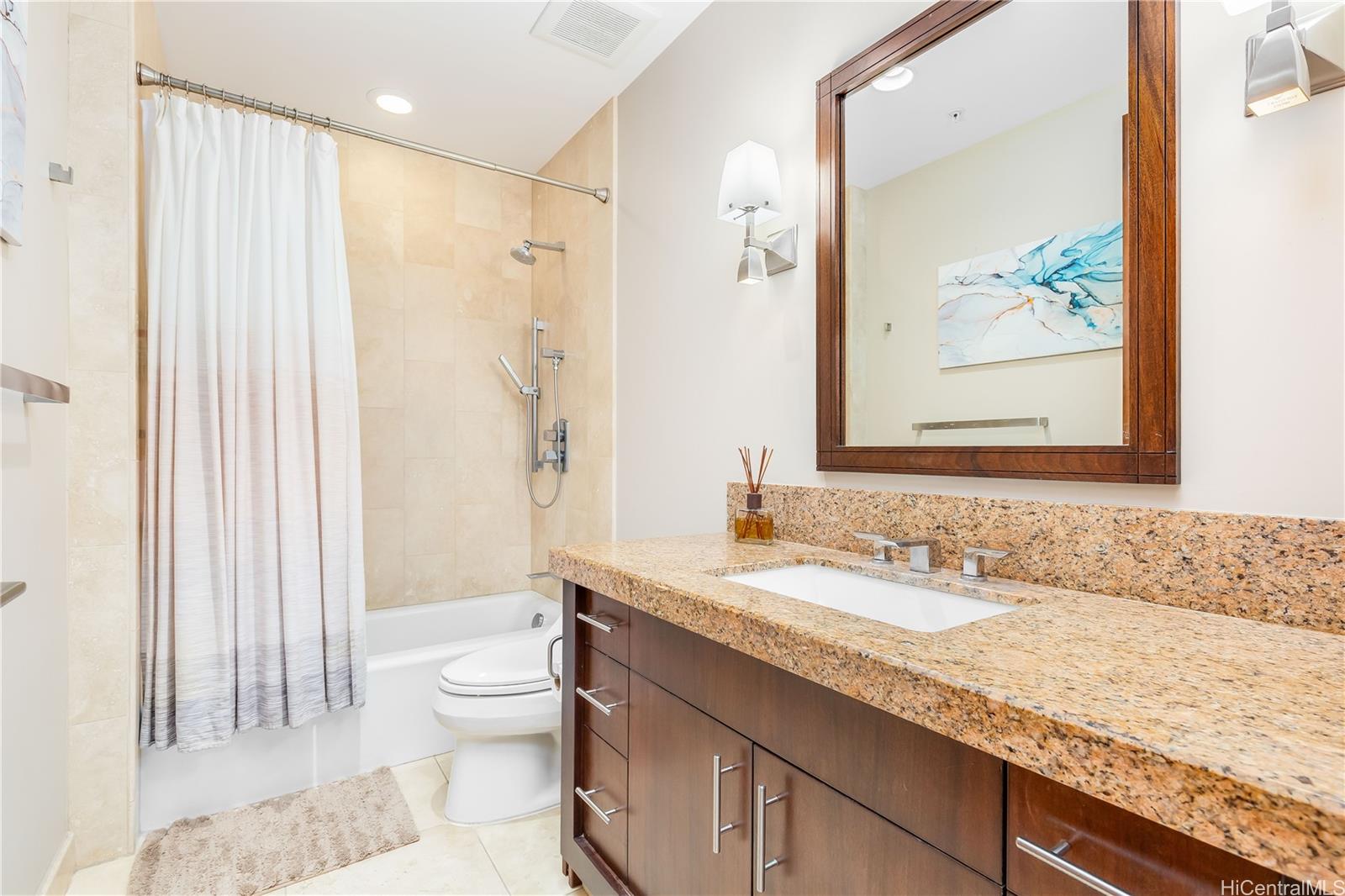 The Vanguard Lofts condo # 303, Honolulu, Hawaii - photo 14 of 25