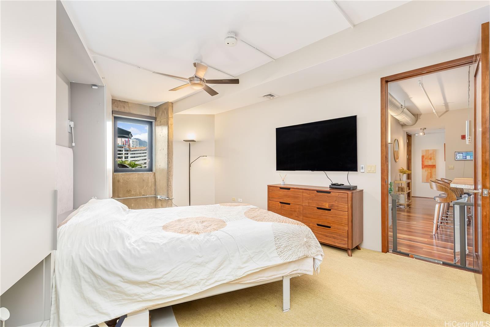 The Vanguard Lofts condo # 303, Honolulu, Hawaii - photo 16 of 25