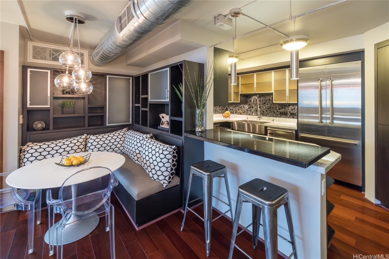 720 Kapiolani Blvd Honolulu - Rental - photo 11 of 25