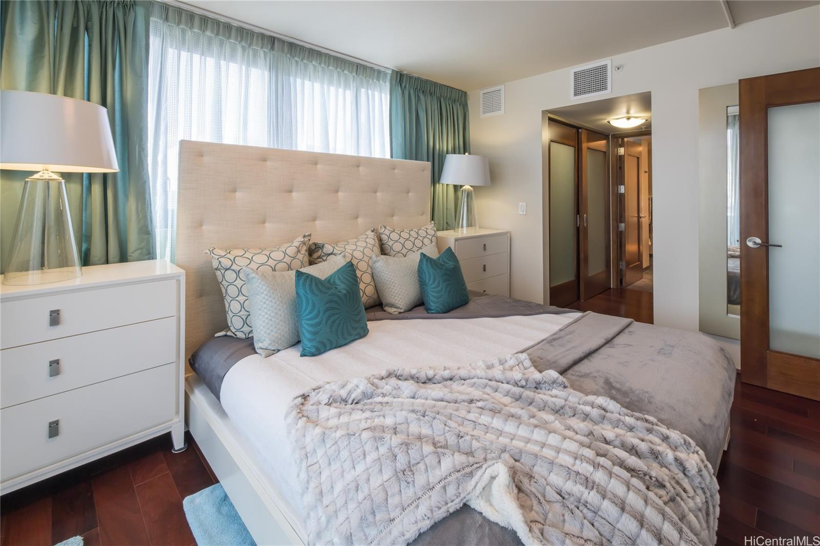 720 Kapiolani Blvd Honolulu - Rental - photo 19 of 25