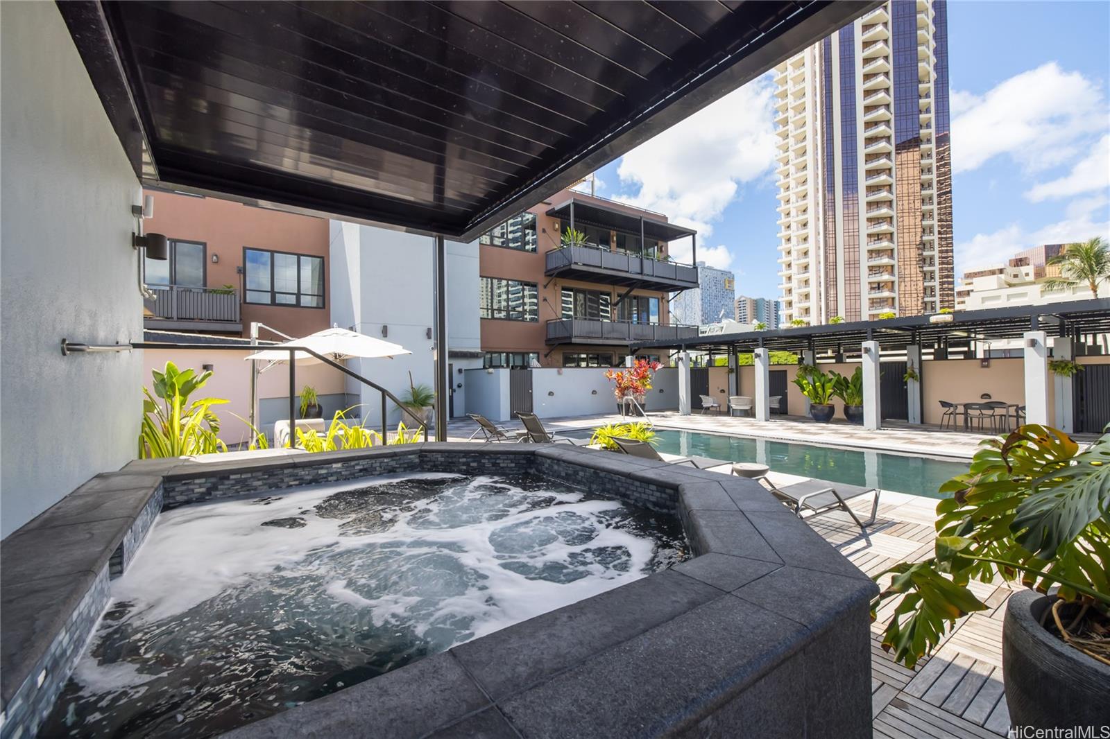 720 Kapiolani Blvd Honolulu - Rental - photo 23 of 25