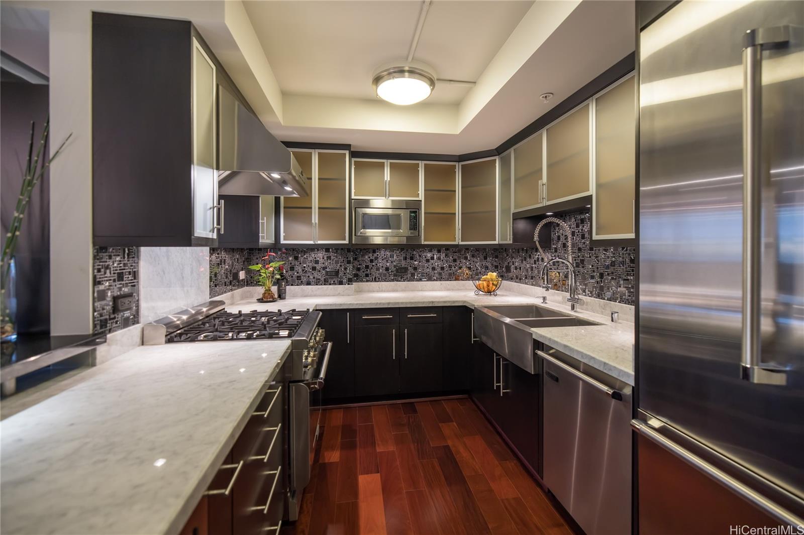 720 Kapiolani Blvd Honolulu - Rental - photo 6 of 25