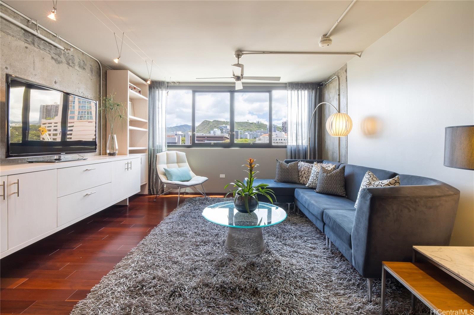 720 Kapiolani Blvd Honolulu - Rental - photo 10 of 25