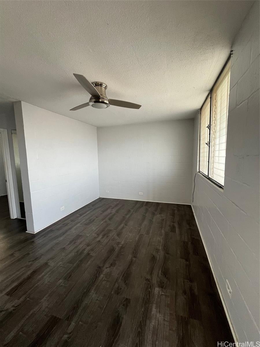 720 Waiakamilo Rd Honolulu - Rental - photo 2 of 9