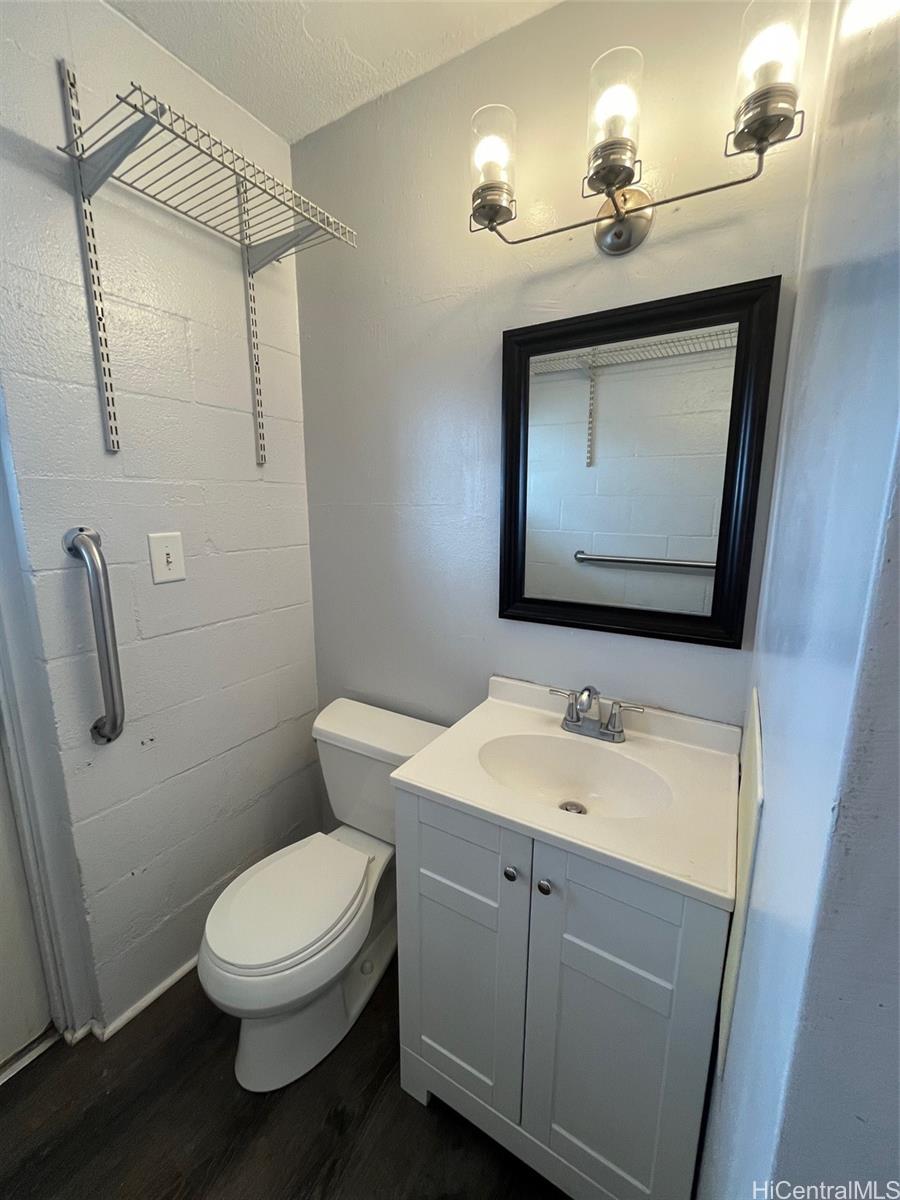 720 Waiakamilo Rd Honolulu - Rental - photo 8 of 9