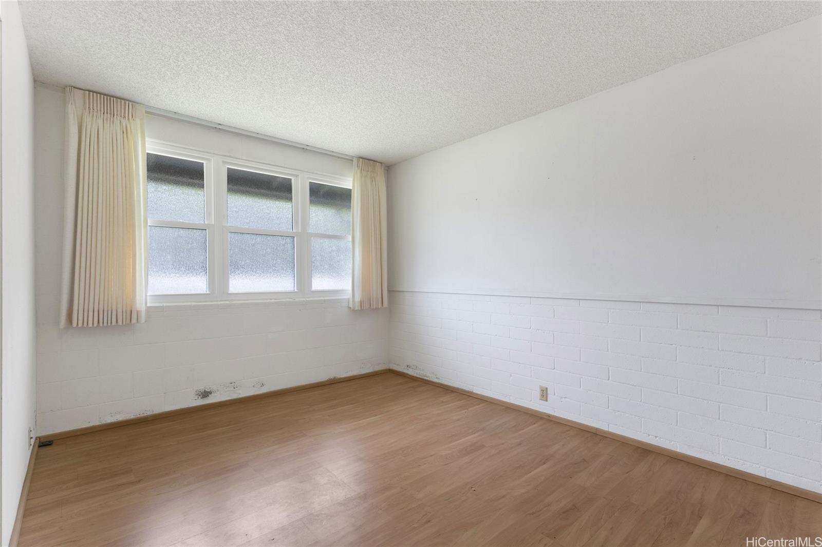 7203  Kipu Place Mariners Valley, Hawaii Kai home - photo 18 of 25