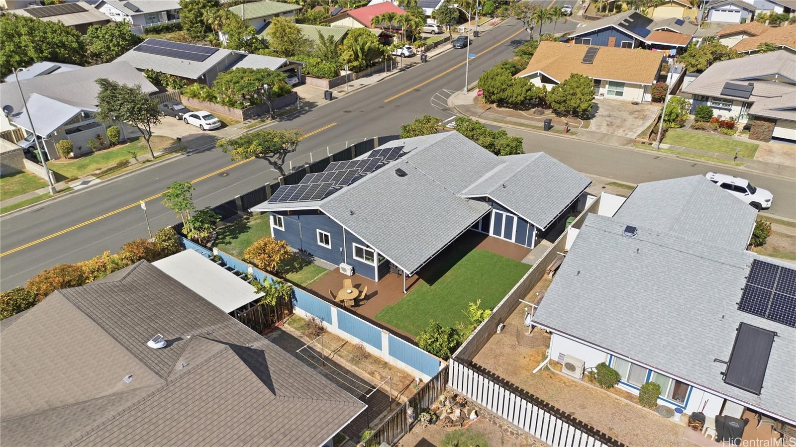 7203  Opaekaa Street Mariners Valley, Hawaii Kai home - photo 23 of 25