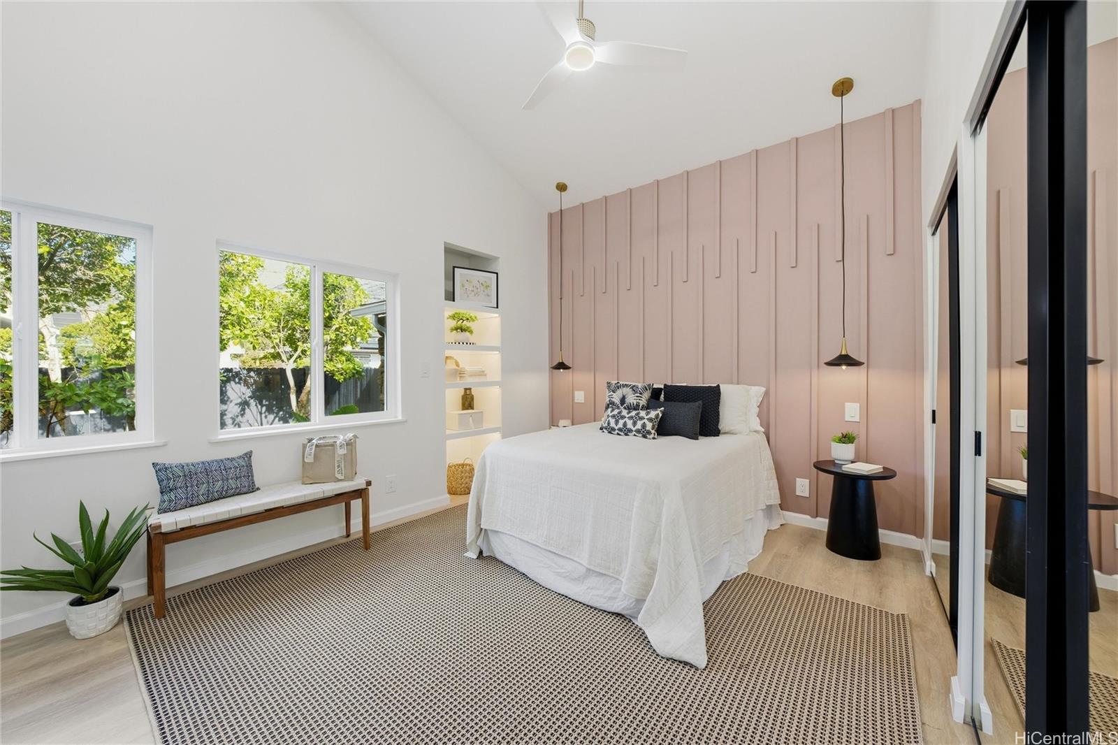 7203  Opaekaa Street Mariners Valley, Hawaii Kai home - photo 7 of 25