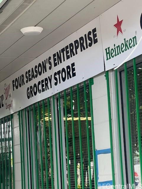 721  Mokauea Street Kapalama, Honolulu home - photo 3 of 6