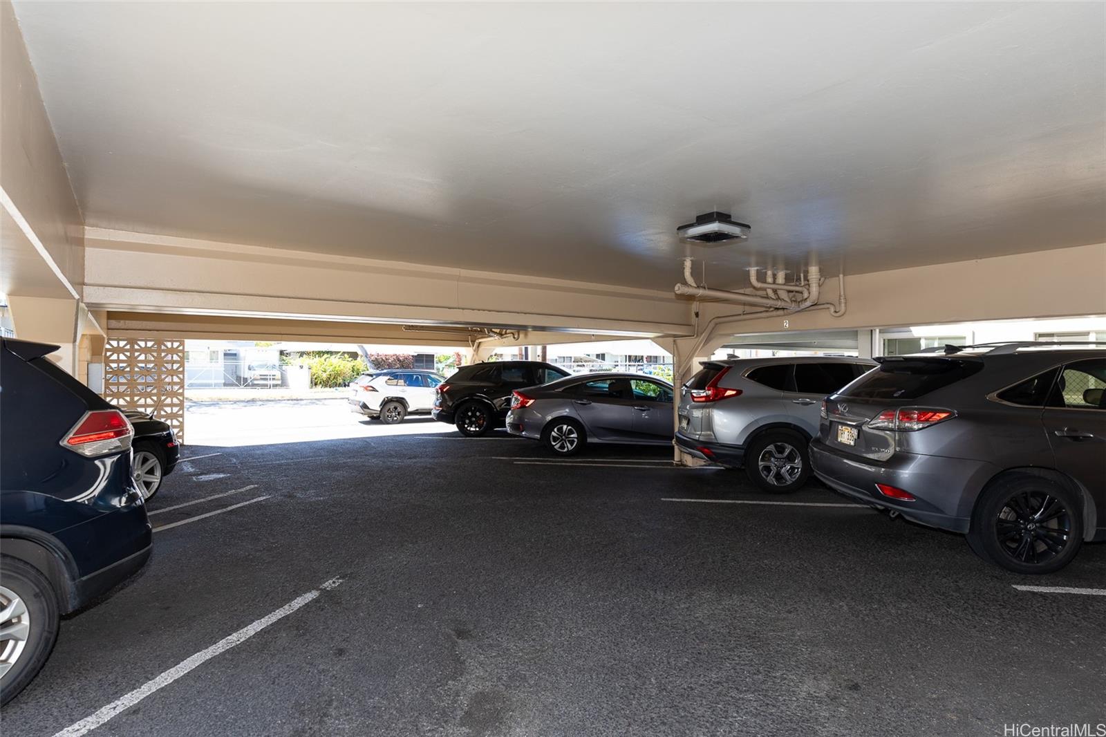 722 University Ave Honolulu Oahu commercial real estate photo24 of 25