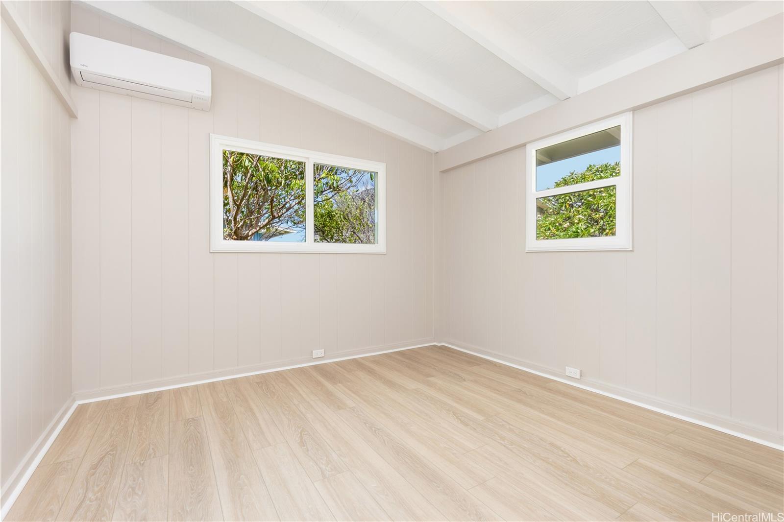 7227  Pikoni Place Koko Head Terrace, Hawaii Kai home - photo 18 of 25