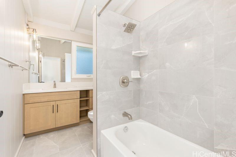 7227  Pikoni Place Koko Head Terrace, Hawaii Kai home - photo 10 of 25