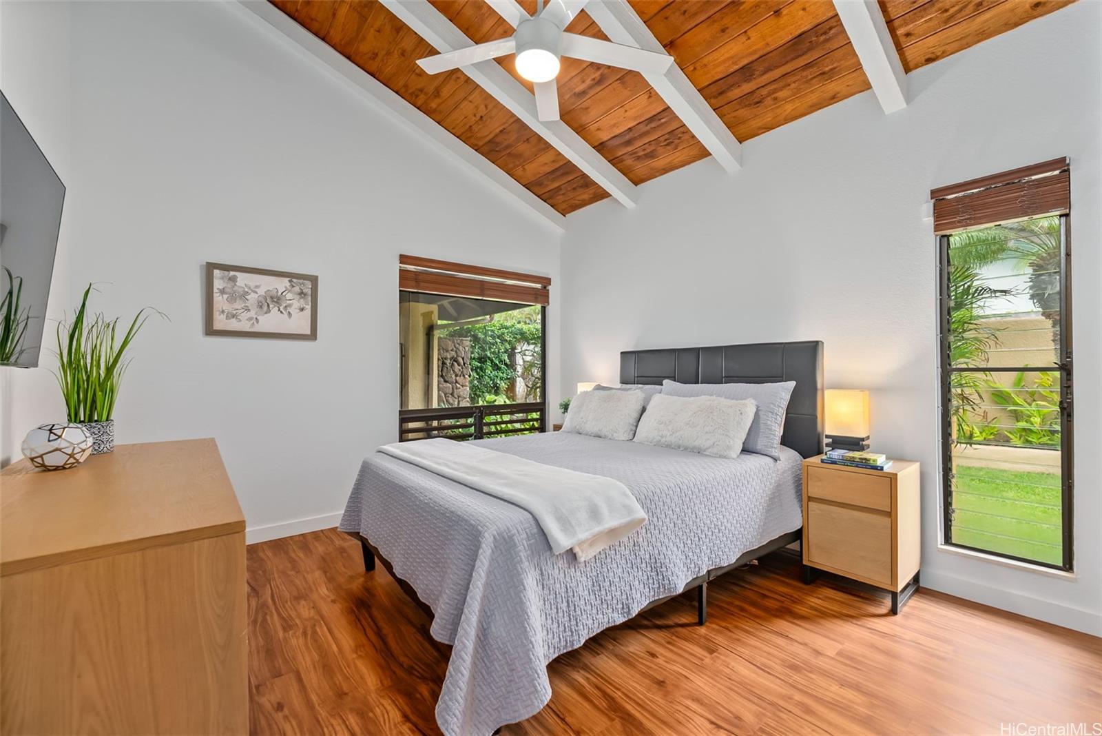 7228  Onohi Street Anchorage, Hawaii Kai home - photo 21 of 25