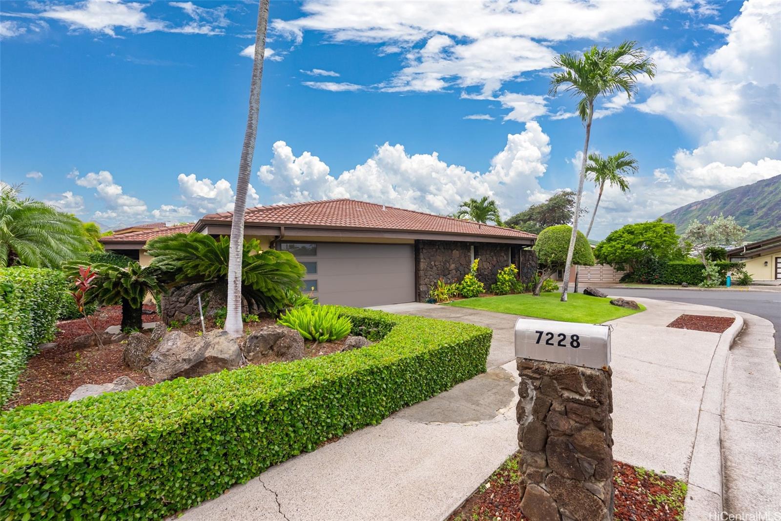 7228  Onohi Street Anchorage, Hawaii Kai home - photo 25 of 25