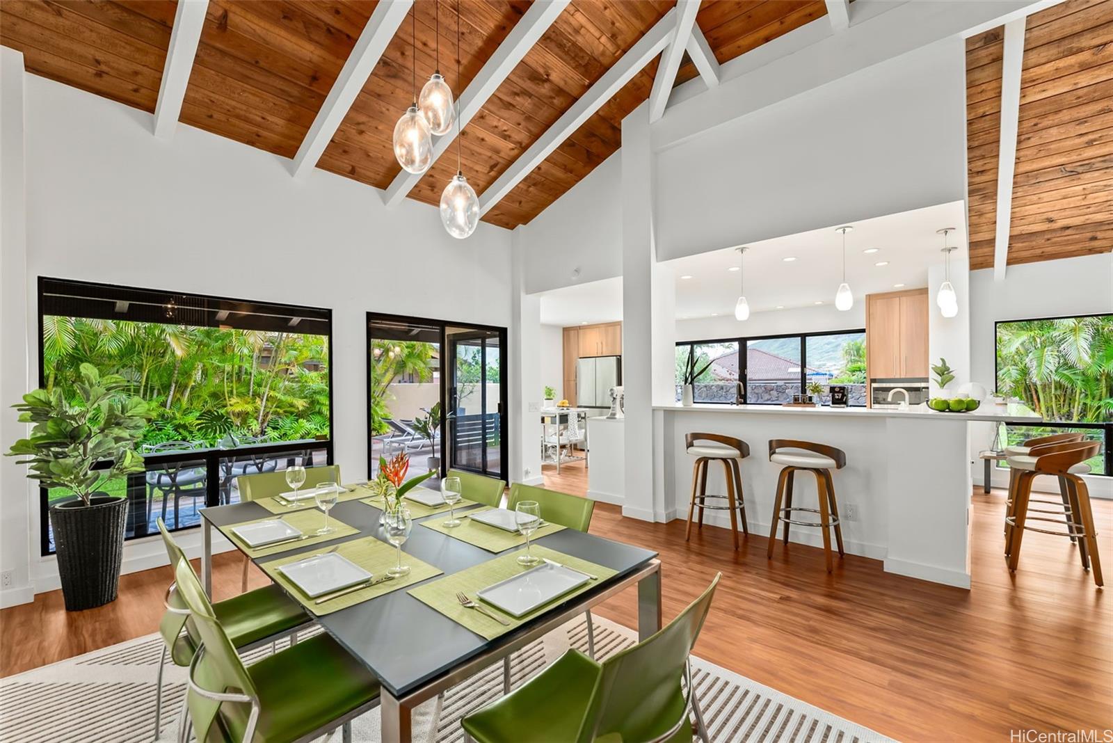 7228  Onohi Street Anchorage, Hawaii Kai home - photo 8 of 25