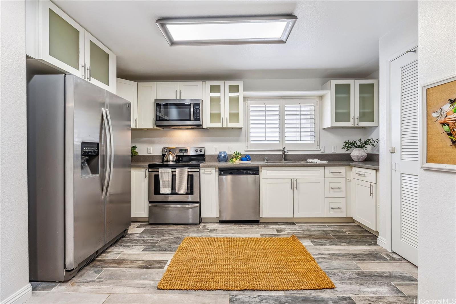 7232 Hawaii Kai Drive townhouse # A, Honolulu, Hawaii - photo 10 of 25