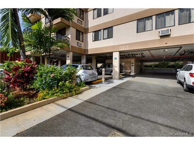 Spencer Terrace condo # 306, Honolulu, Hawaii - photo 13 of 14
