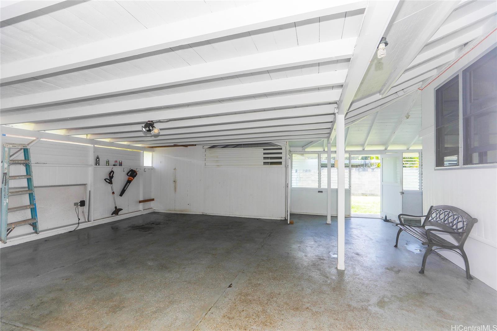 725  Kalolina Place Coconut Grove, Kailua home - photo 17 of 25