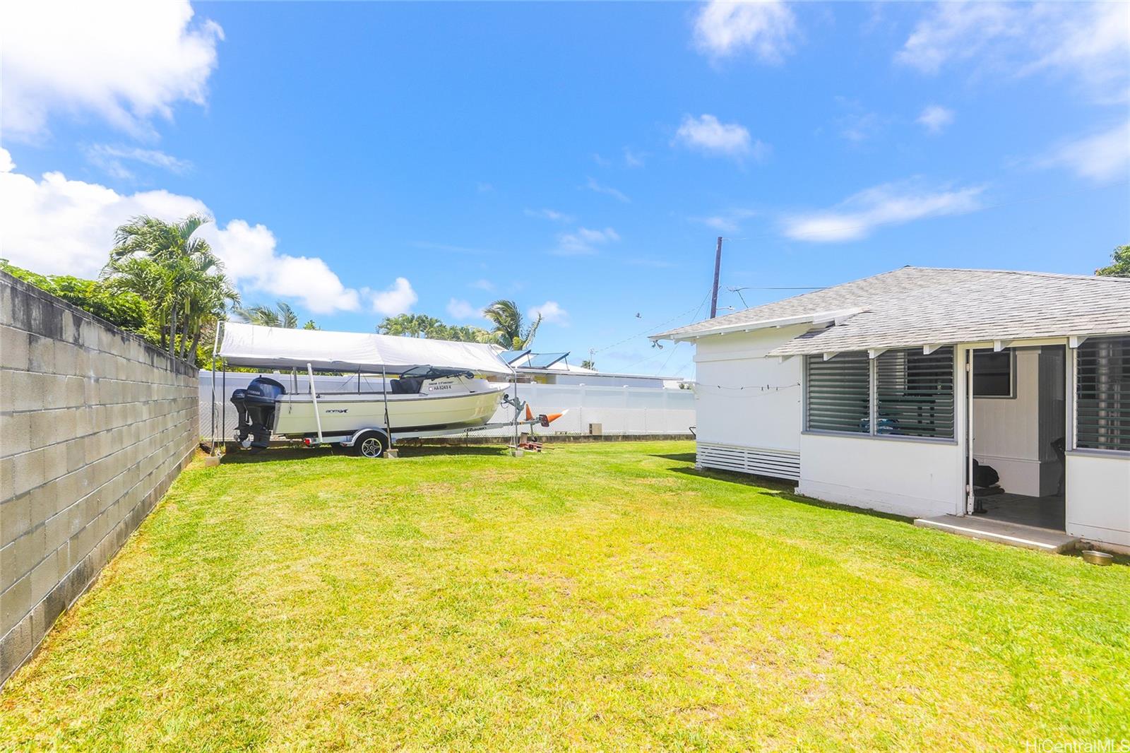 725  Kalolina Place Coconut Grove, Kailua home - photo 20 of 25