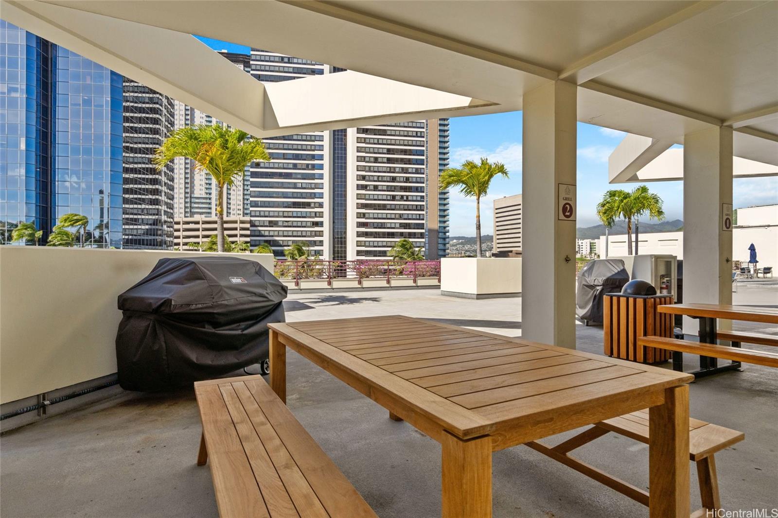 Imperial Plaza condo # 1005, Honolulu, Hawaii - photo 20 of 25