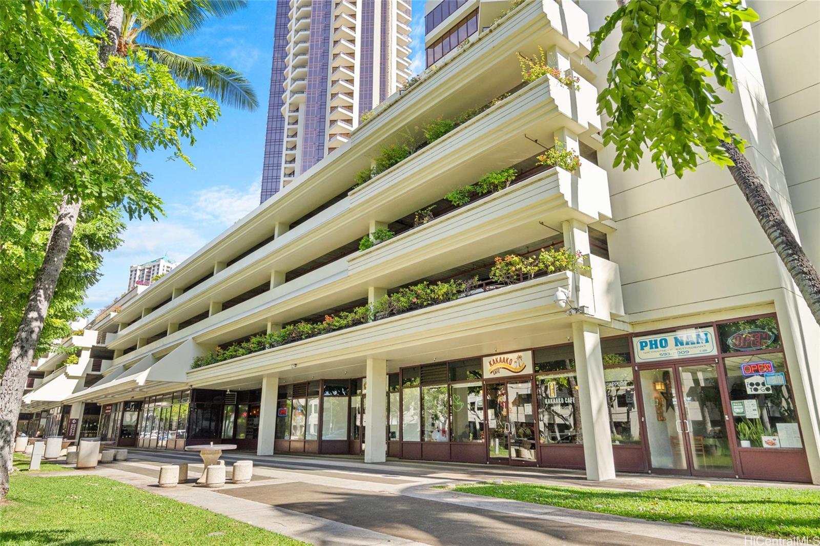 Imperial Plaza condo # 1005, Honolulu, Hawaii - photo 25 of 25