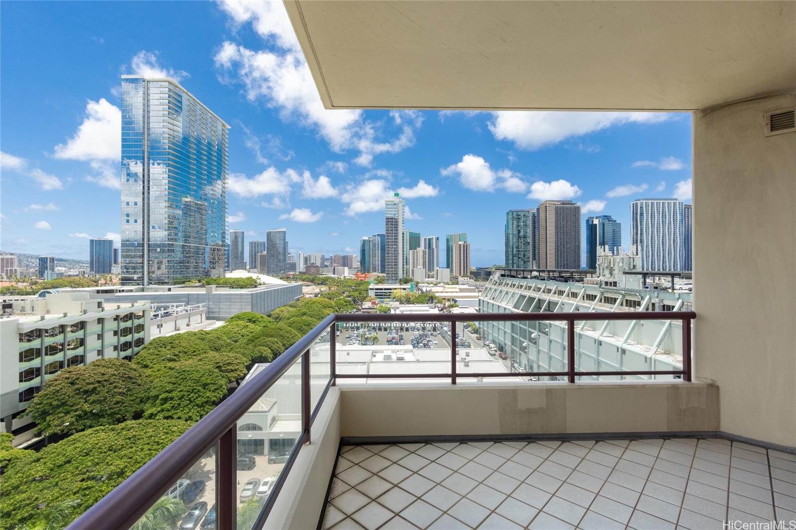 Imperial Plaza condo # 1201, Honolulu, Hawaii - photo 17 of 20
