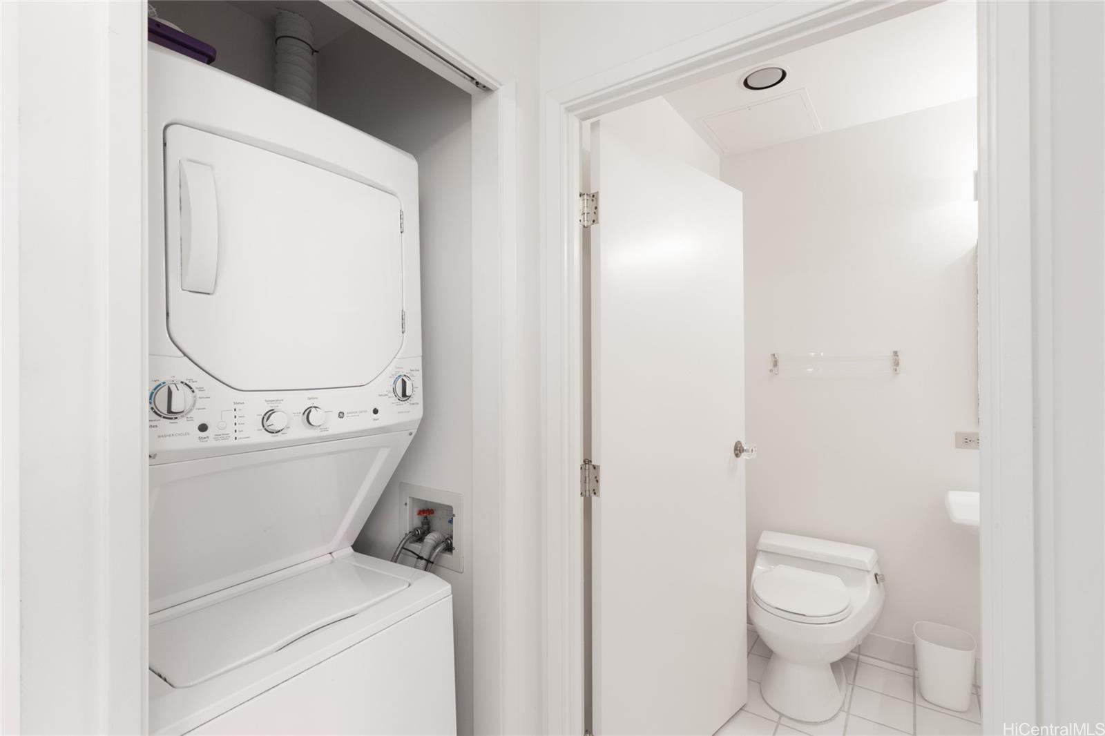 Imperial Plaza condo # 1201, Honolulu, Hawaii - photo 19 of 20