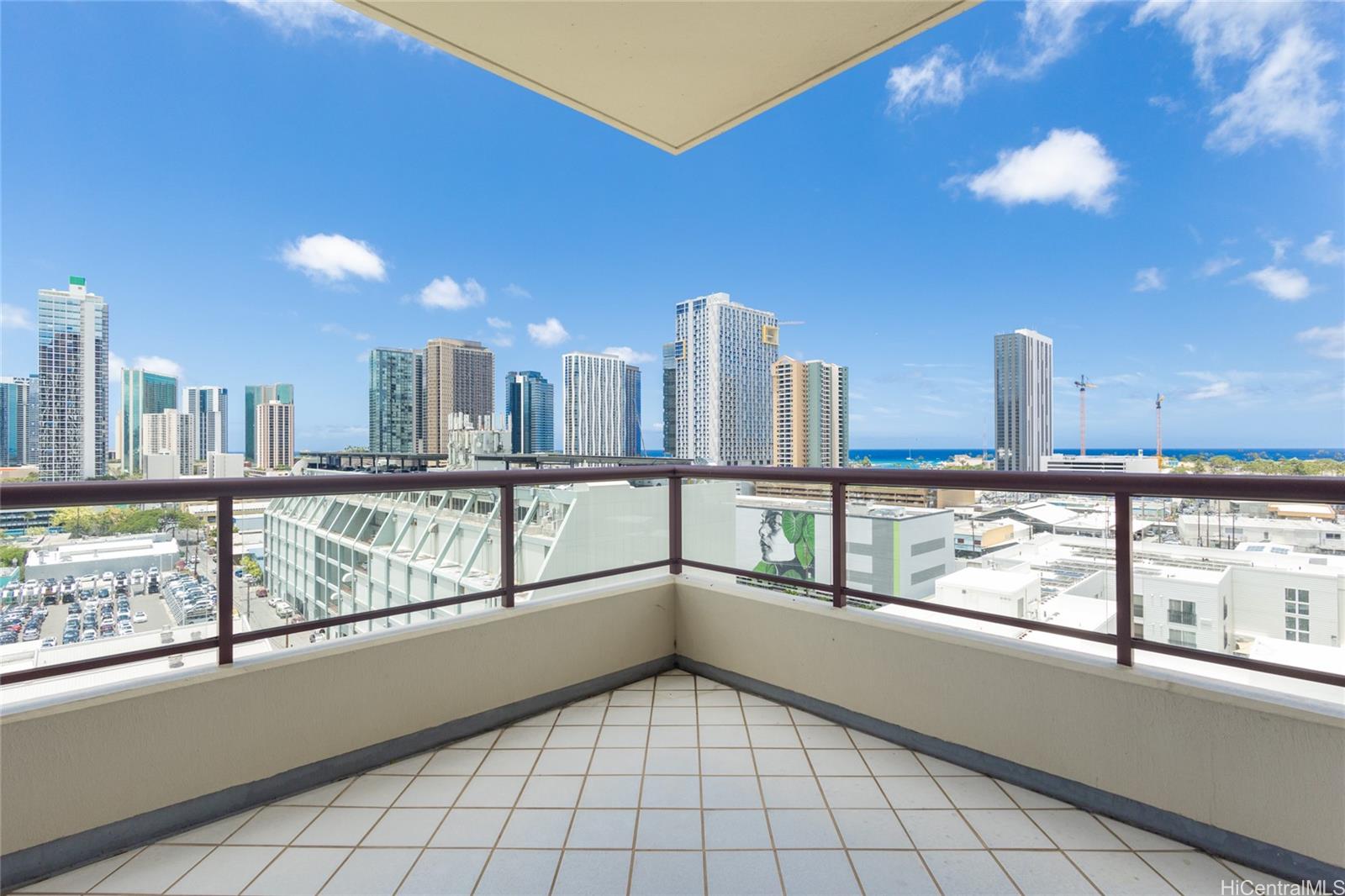 Imperial Plaza condo # 1201, Honolulu, Hawaii - photo 7 of 20